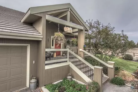 67173 Harrington Loop Rd, Bend, OR 97703 photo 8
