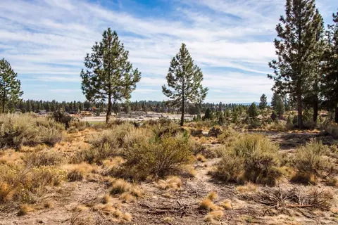 2979 NW Celilo Ln, Bend, OR 97703 photo 3