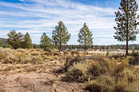 2979 NW Celilo Ln, Bend, OR 97703 photo 4