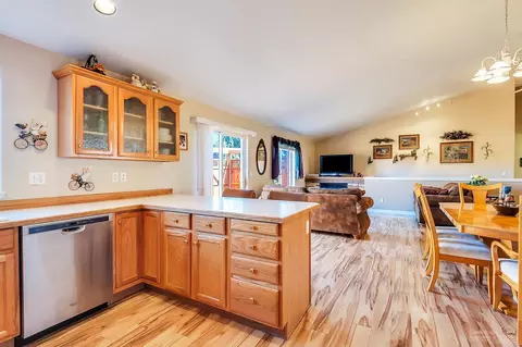 21266 Keyte Rd, Bend, OR 97701 photo 10