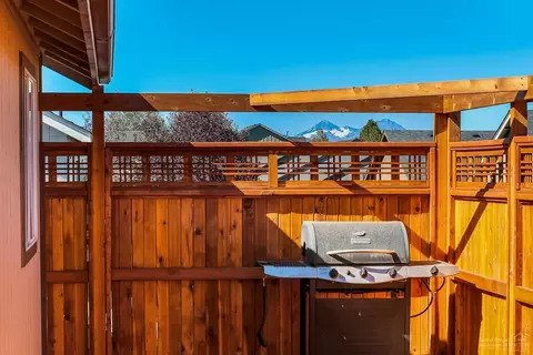 21266 Keyte Rd, Bend, OR 97701 photo 13
