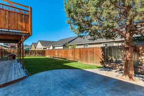 21266 Keyte Rd, Bend, OR 97701 photo 23