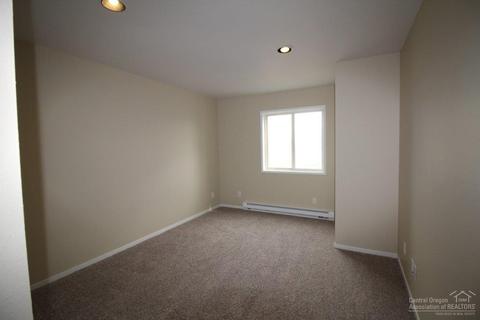 65135 97th St, Bend, OR 97701 photo 17