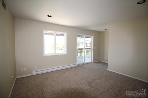 65135 97th St, Bend, OR 97701 photo 8