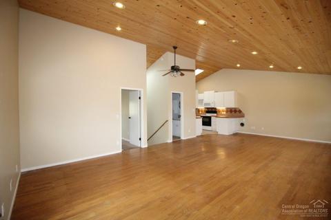 65135 97th St, Bend, OR 97701 photo 6