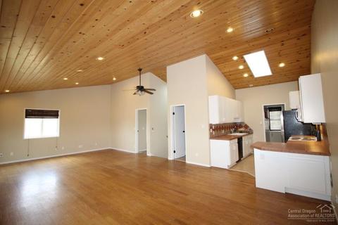 65135 97th St, Bend, OR 97701 photo 7