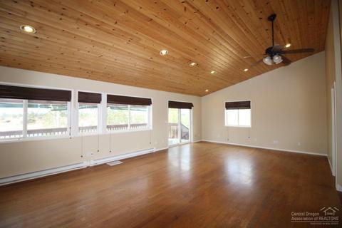 65135 97th St, Bend, OR 97701 photo 4