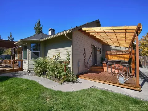 63218 Stonewood Dr, Bend, OR 97701 photo 13