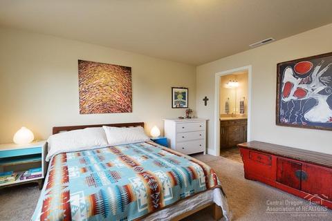 2371 NW Debron Ln, Bend, OR 97703 photo 9