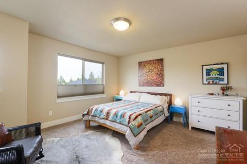 2371 NW Debron Ln, Bend, OR 97703 photo 10