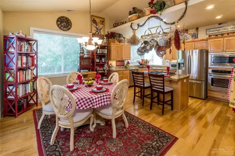63142 Riverstone Dr, Bend, OR 97703 photo 7