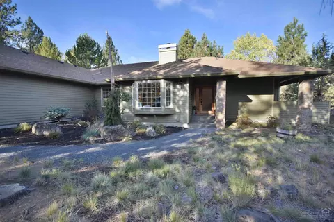 60385 Woodside Loop, Bend, OR 97702 photo 1