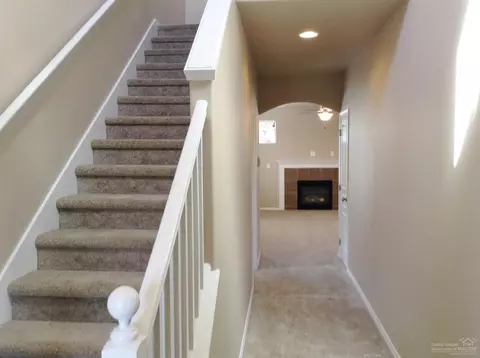 21134 Thomas Dr, Bend, OR 97702 photo 9