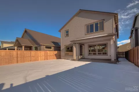 61120 SE Stari Most Loop, Bend, OR 97702 photo 19