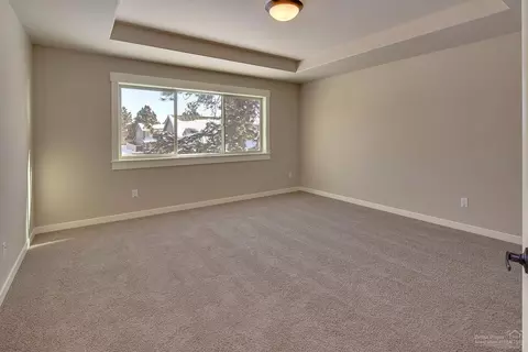 61117 SE Stari Most Loop, Bend, OR 97702 photo 17