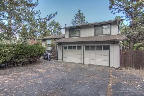 60636 Devon Cir, Bend, OR 97702 photo 4