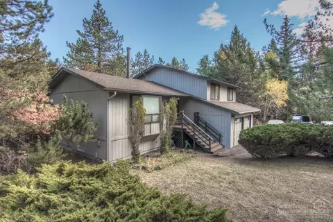 60636 Devon Cir, Bend, OR 97702 photo 2