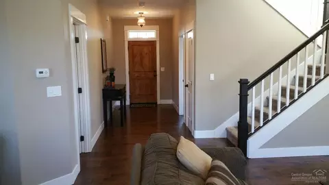 20864 Rorick Dr, Bend, OR 97701 photo 3