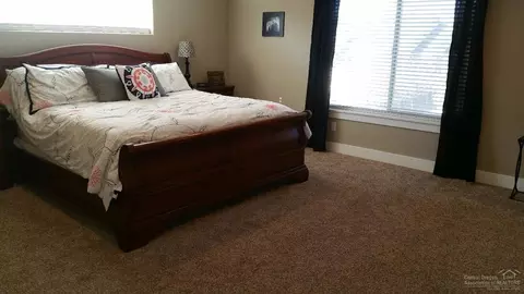 20864 Rorick Dr, Bend, OR 97701 photo 9