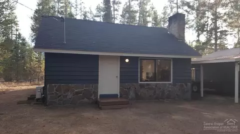 15709 Davis Ave, La Pine, OR 97739 photo 2
