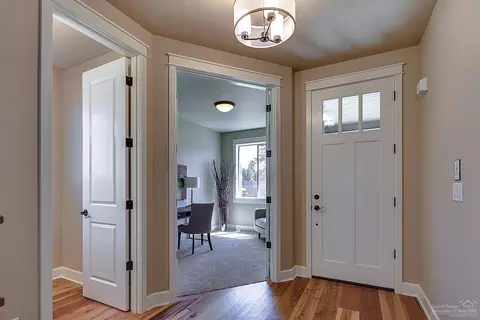 61032 Stari Most Loop, Bend, OR 97702 photo 4