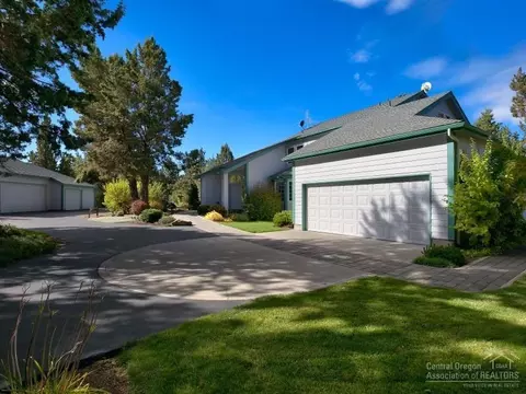 61525 Gosney Rd, Bend, OR 97702 photo 1