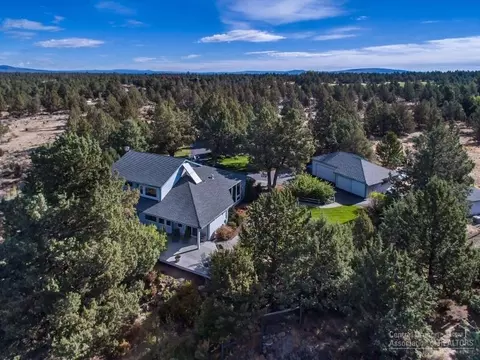 61525 Gosney Rd, Bend, OR 97702 photo 23