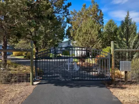 61525 Gosney Rd, Bend, OR 97702 photo 6