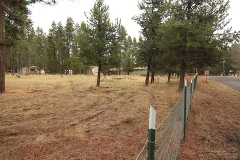 52805 Day Rd, La Pine, OR 97739 photo 10