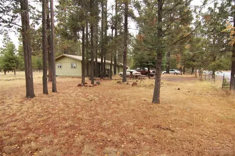 52805 Day Rd, La Pine, OR 97739 photo 8