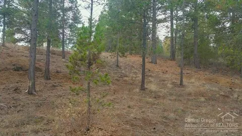 16408 Beaver Dr, Bend, OR 97707 photo 1