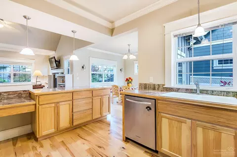 3393 NE Wild Rivers Loop, Bend, OR 97701 photo 7