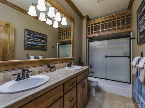 20200 Marsh Rd, Bend, OR 97703 photo 17