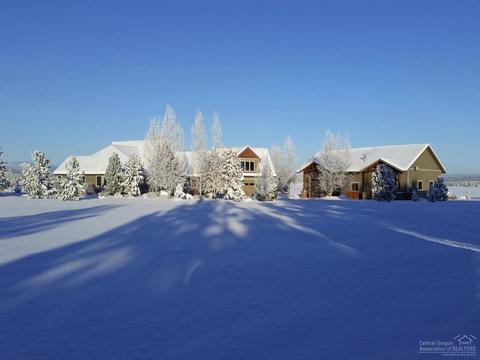 20200 Marsh Rd, Bend, OR 97703 photo 2