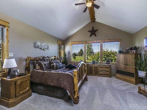 20200 Marsh Rd, Bend, OR 97703 photo 11