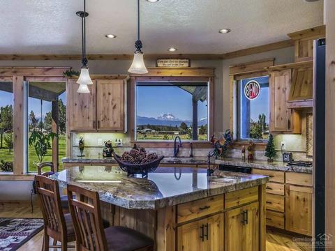 20200 Marsh Rd, Bend, OR 97703 photo 9