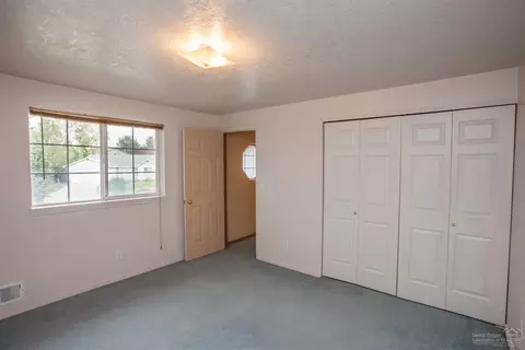 63255 Gallop Ct, Bend, OR 97701 photo 22