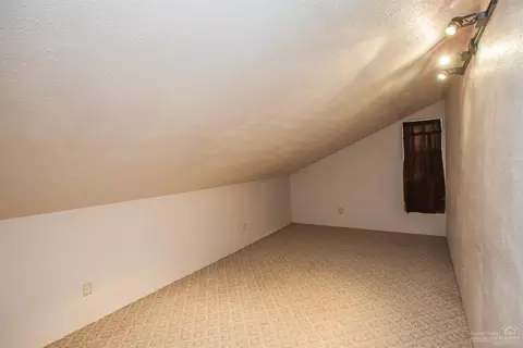 63255 Gallop Ct, Bend, OR 97701 photo 16