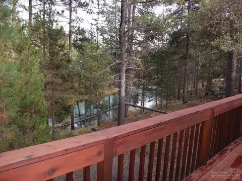 15044 River Loop Dr, Bend, OR 97707 photo 8