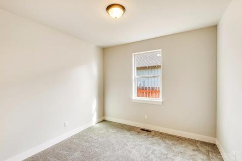 20027 Badger Rd, Bend, OR 97702 photo 21
