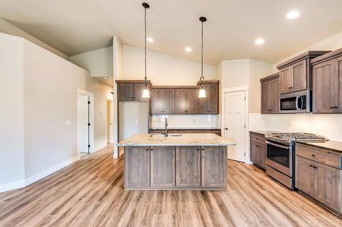 20027 Badger Rd, Bend, OR 97702 photo 9