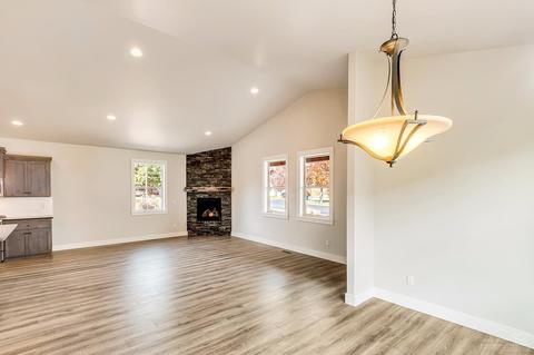 20027 Badger Rd, Bend, OR 97702 photo 6