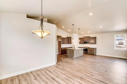 20027 Badger Rd, Bend, OR 97702 photo 7