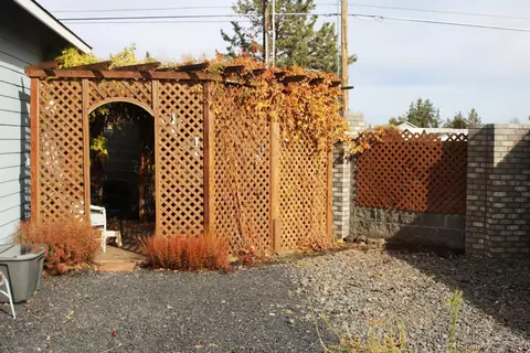 205 SE Soft Tail Dr, Bend, OR 97702 photo 14
