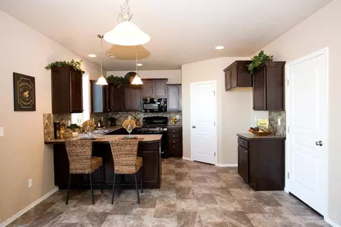 61808 Daly Estates Dr, Bend, OR 97702 photo 5
