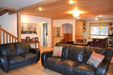61535 Mill Rd, Bend, OR 97703 photo 8