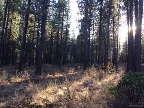16857 Indio, Bend, OR 97707 photo 1