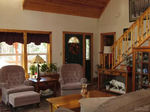 9011 Split Rail Rd, La Pine, OR 97739 photo 3
