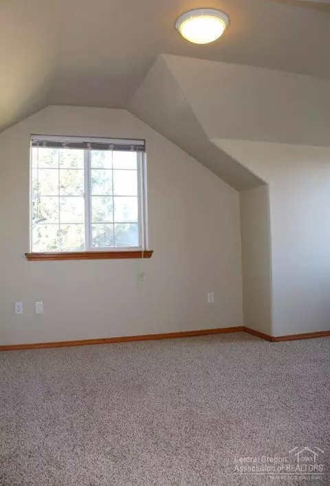 3101 NE Post Ave, Bend, OR 97701 photo 9