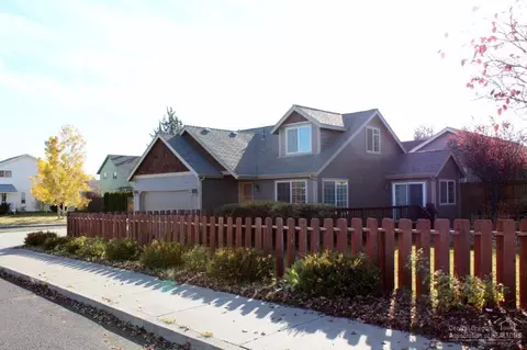 3101 NE Post Ave, Bend, OR 97701 photo 1